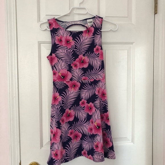 ✨ 3 for $25✨ VS PINK Hawaiian floral dress - Picture 1 of 3